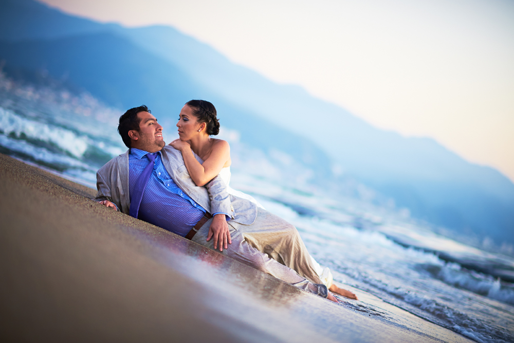 Trash the Dress session at the Marietas Islands, Punta Mita — photo 6